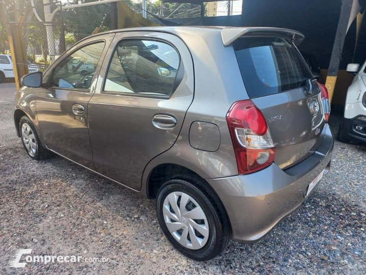 Etios 1.3 X 16V Flex 4P Automático