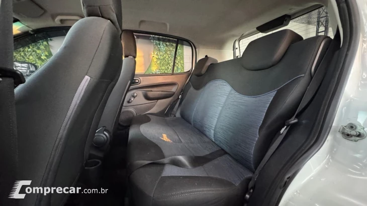 UNO ATTRACTIVE 1.0 Flex 6V 5p
