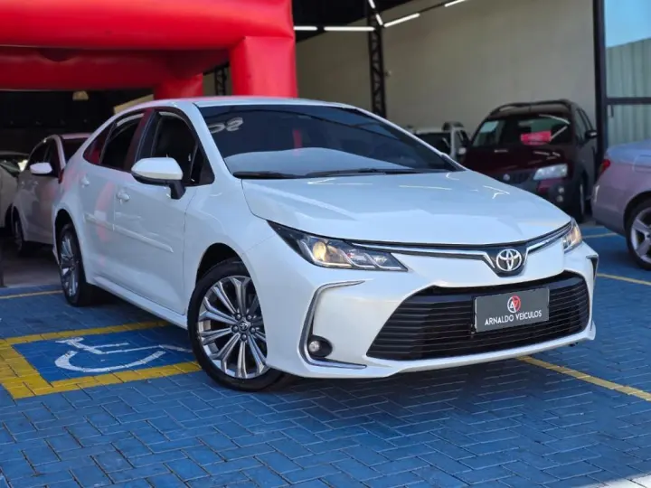Corolla XEi 2.0 Flex 16V Aut.