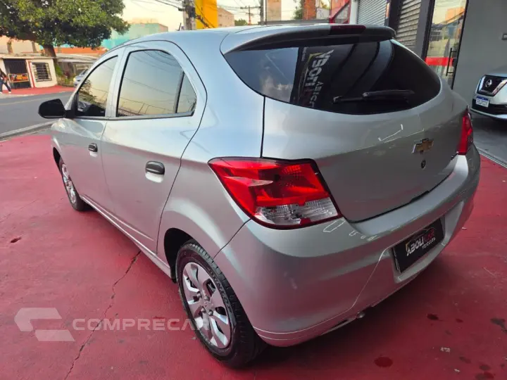 ONIX HATCH LS 1.0 8V FlexPower 5p Mec.