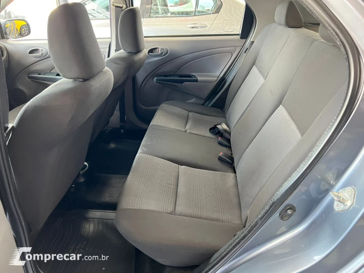ETIOS 1.5 XS Sedan 16V