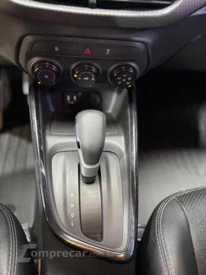 ONIX 1.0 TURBO AT HB