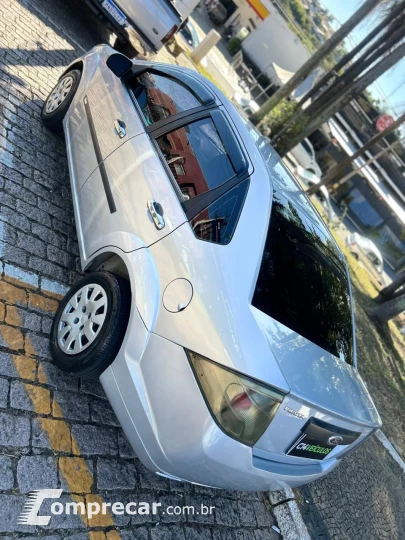 Fiesta Sedan 1.0 8V Flex 4p