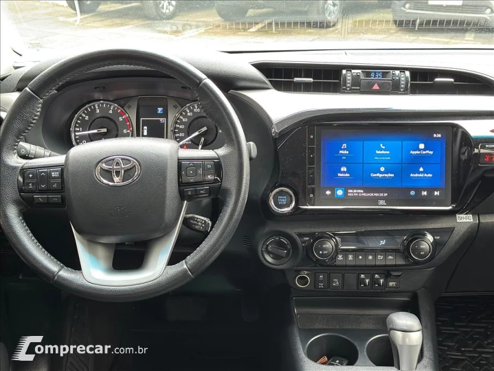 HILUX 2.8 D-4D TURBO DIESEL CD SRX PLUS 4X4 AUTOM