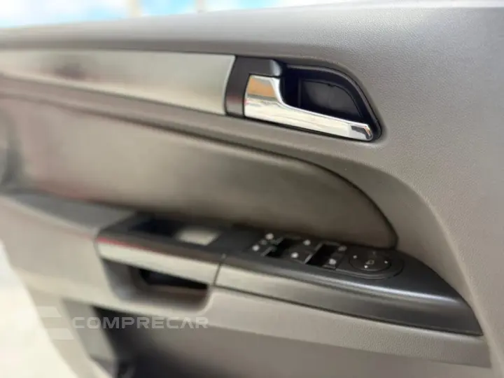 VECTRA 2.0 MPFI ELEGANCE 8V FLEX 4P MANUAL