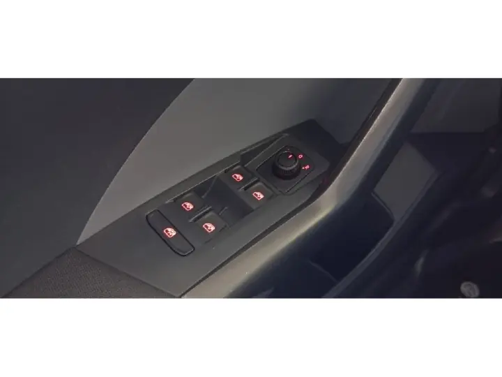 T-CROSS 1.0 200 TSI TOTAL FLEX AUTOMÁTICO