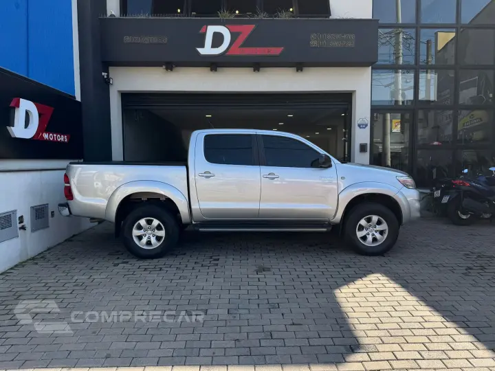 Hilux CD SR 4x2 2.7 16V/2.7 Flex Aut.
