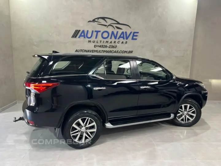 Hilux SW4 2.8 16V 4P SRX 4X4 7 LUGARES TURBO DIESEL AUTOMÁTI