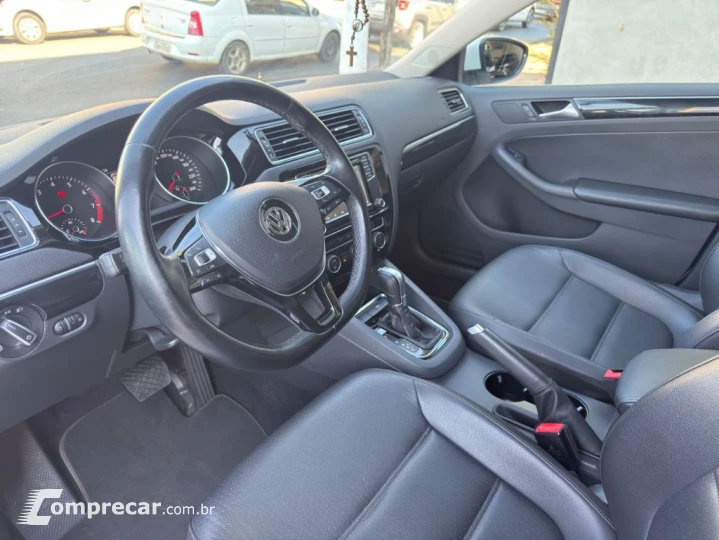 JETTA Highline 2.0 TSI 16V 4p Tiptronic