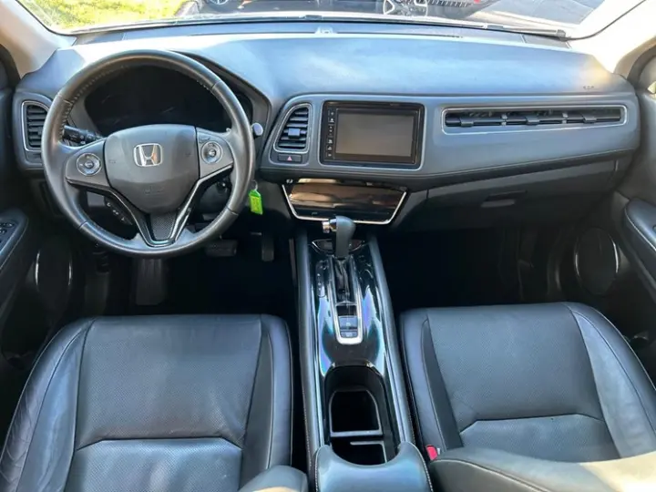 HR-V