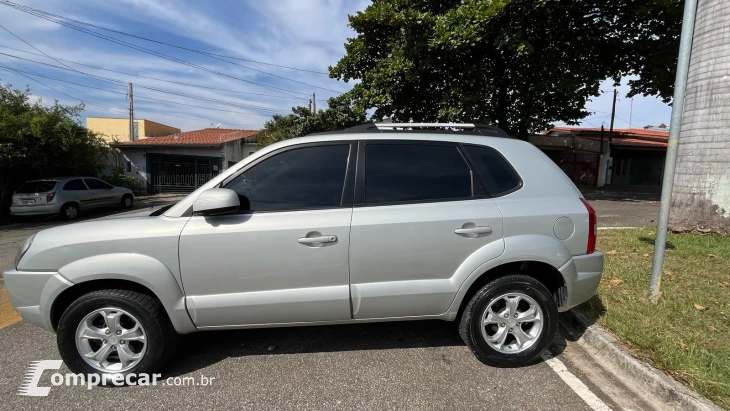TUCSON 2.0 MPFI GLS 16V 143cv 2WD