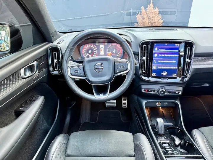 XC40 2.0 T5 R-design AWD Geartronic