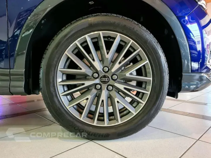 Q3 PERFORMANCE 2.0 TFSI QUATTRO