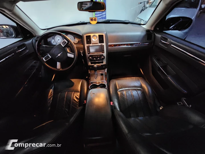 300C V6