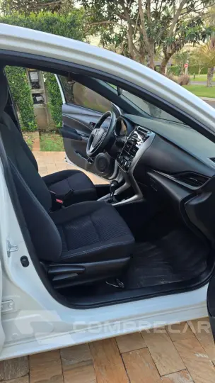 YARIS 1.3 16V XL