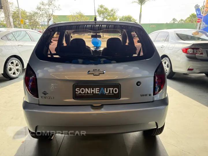 CELTA 1.0 MPFI LT 8V