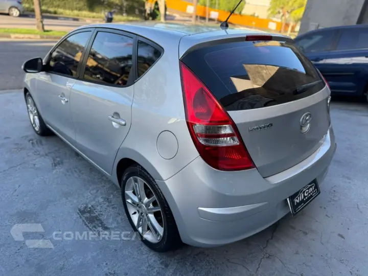 i30 2.0 16V 145cv 5p Mec.