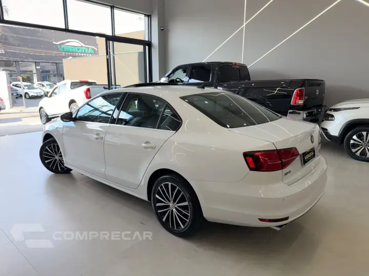 JETTA Highline 2.0 TSI 16V 4p Tiptronic