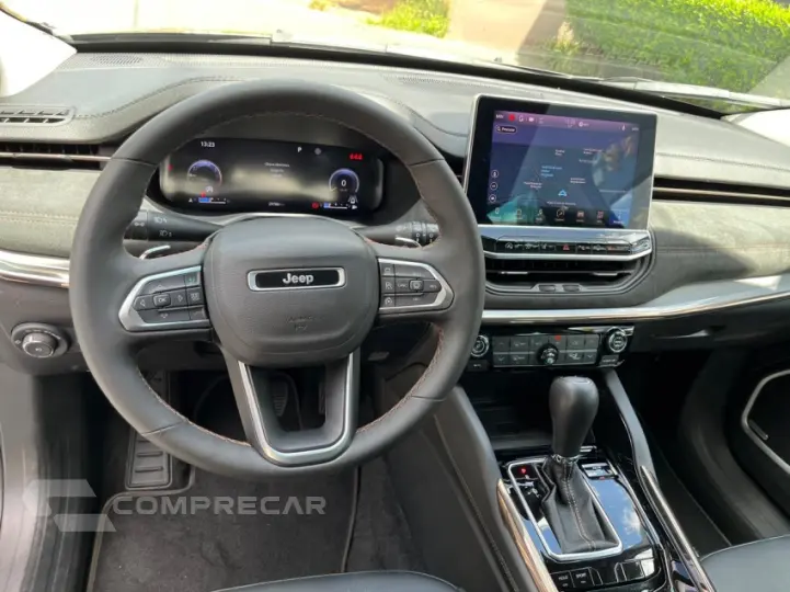 COMMANDER 1.3 T270 Turbo Limited