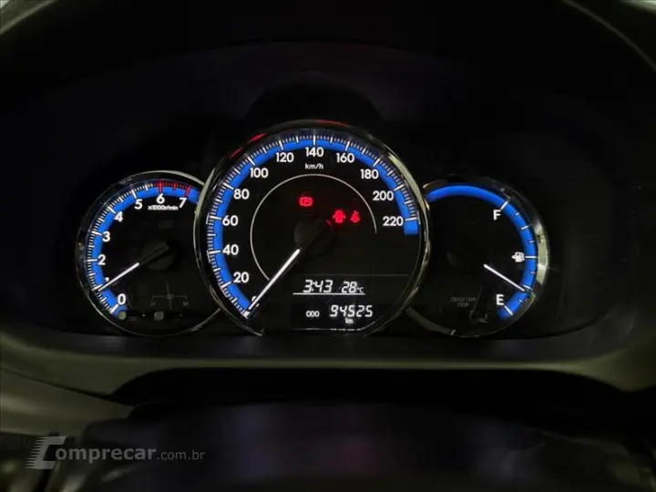 YARIS 1.5 16V Sedan XL