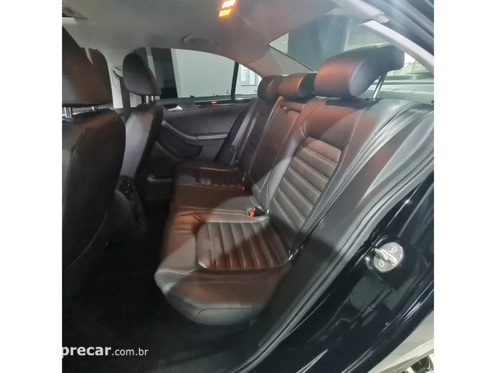 JETTA 2.0 TSI HIGHLINE 211CV GASOLINA 4P TIPTRONIC