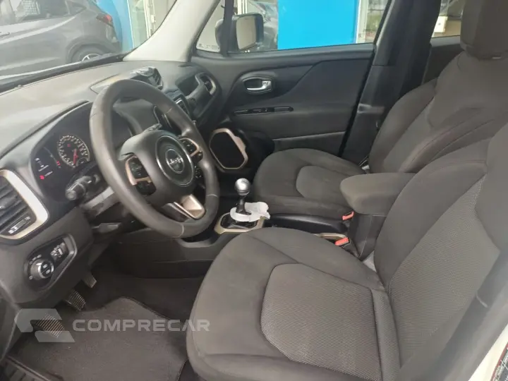 Renegade 1.8 16V 4P FLEX SPORT