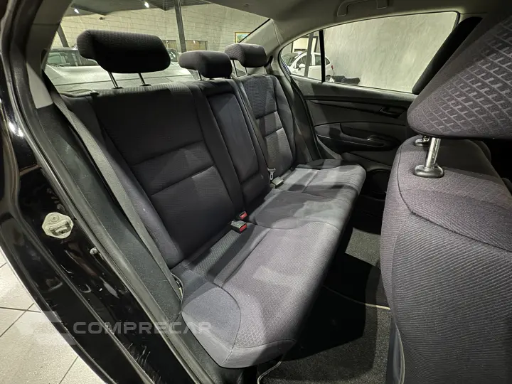 CITY 1.5 LX Sedan 16V