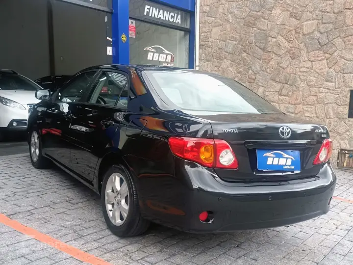 Corolla 1.8 Gli 16V Flex 4P Automático