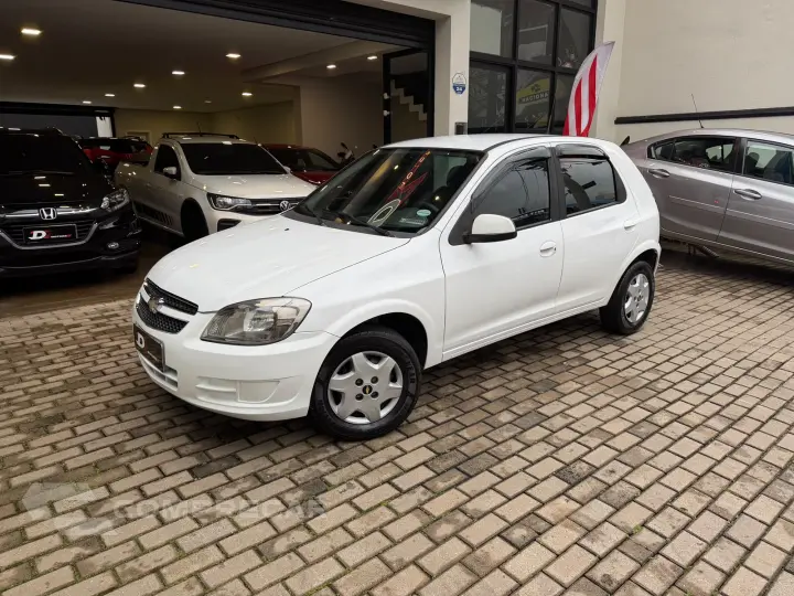 CELTA 1.0 MPFI LT 8V