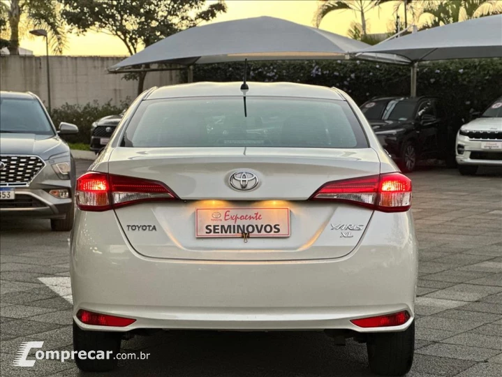 YARIS 1.5 16V FLEX SEDAN XL PLUS TECH MULTIDRIVE