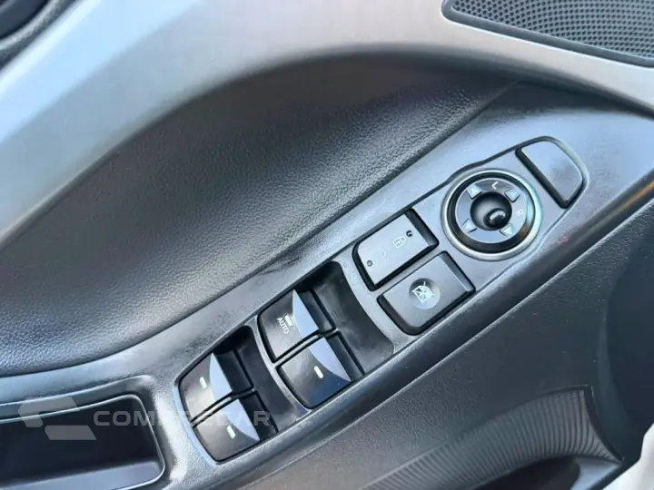 Elantra GLS 2.0 16V Flex Aut.