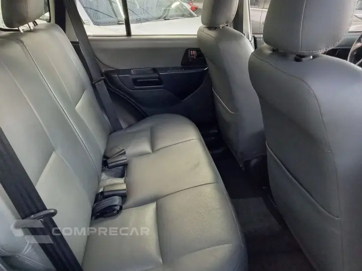 Pajero Tr4 2.0 4X4 16V 131Cv Gasolina 4P Automático