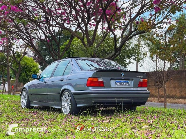 325i - 2.5 SEDAN 24V 4P AUTOMÁTICO