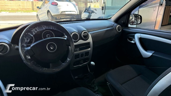 SANDERO STEPWAY Hi-Flex 1.6 16V 5p
