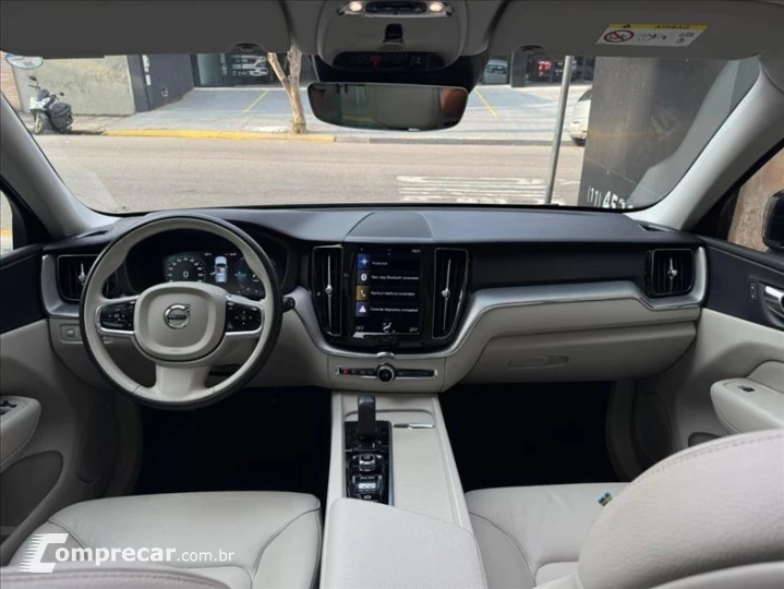 XC60 2.0 T8 Hybrid Momentum AWD Geartronic