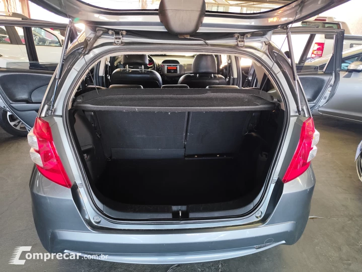 FIT 1.4 LX 16V
