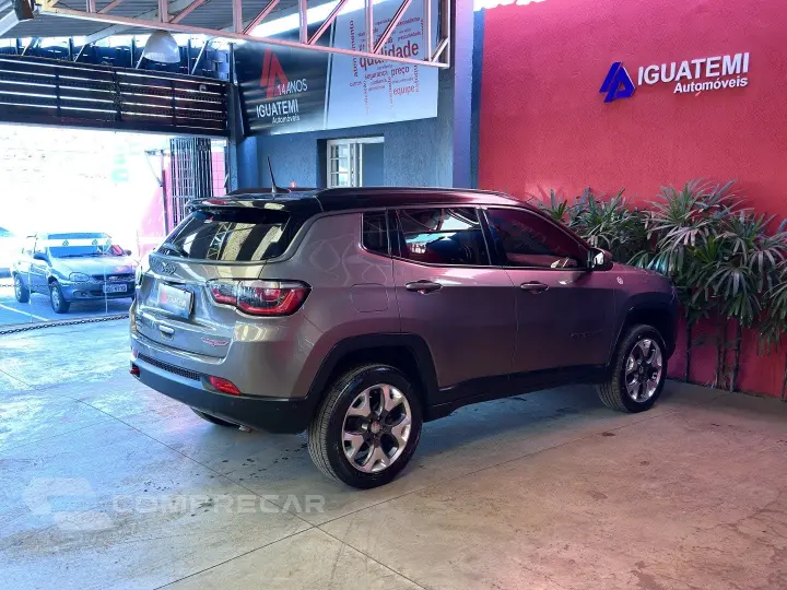 COMPASS 2.0 16V DIESEL TRAILHAWK 4X4 AUTOMÁTICO