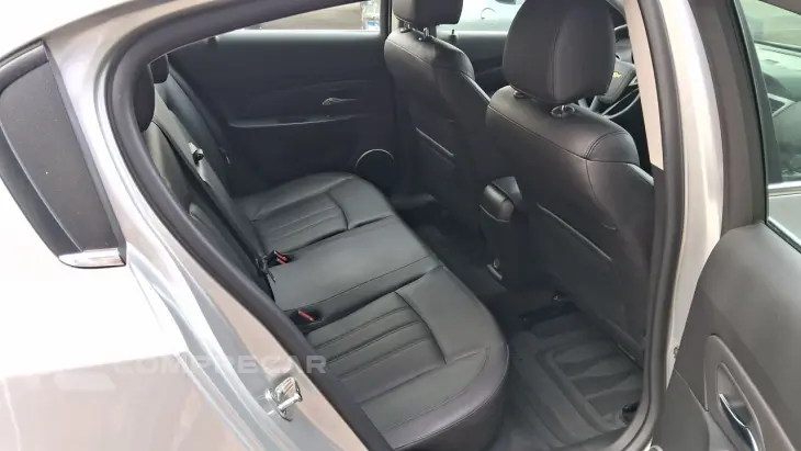 Cruze Hatch 1.8 16V 4P LT SPORT FLEX AUTOMÁTICO