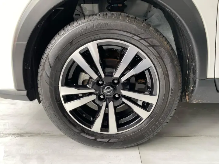 KICKS Active 1.6 16V Flex Aut.