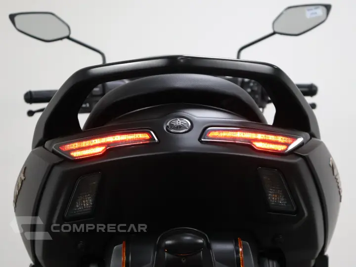 YAMAHA NMAX CONNECTED 160 ABS