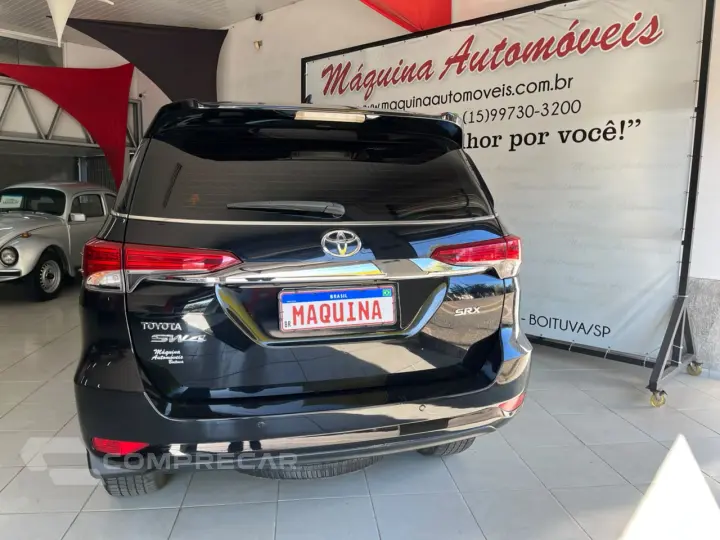 HILUX SW4 2.8 D-4d Turbo SRX 4X4