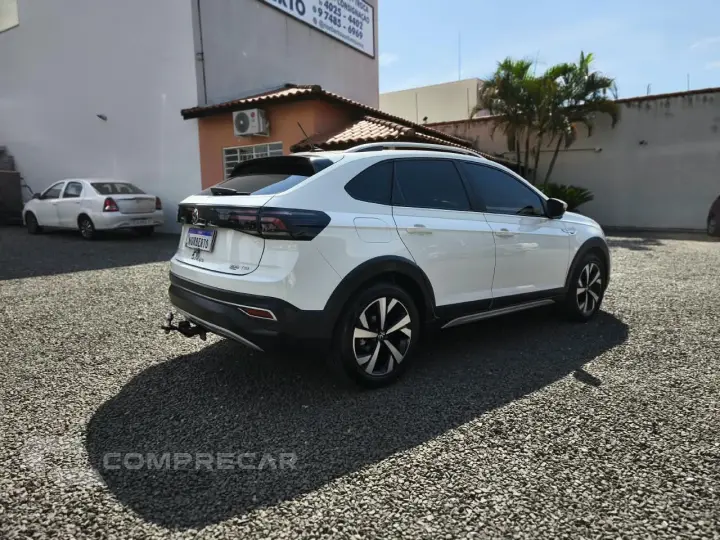 Nivus 1.0 4P FLEX 200 TSI HIGHLINE TURBO AUTOMÁTICO