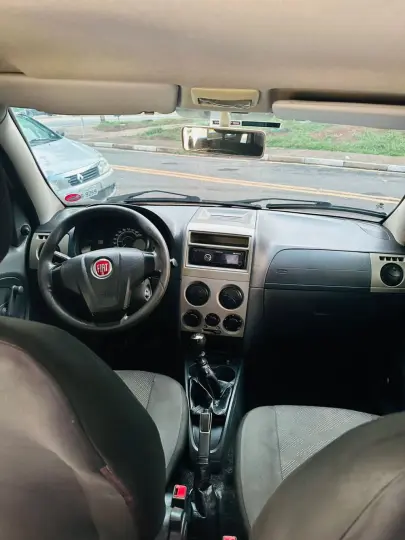 Palio Celebration 1.0 Fire Flex 8V 4p