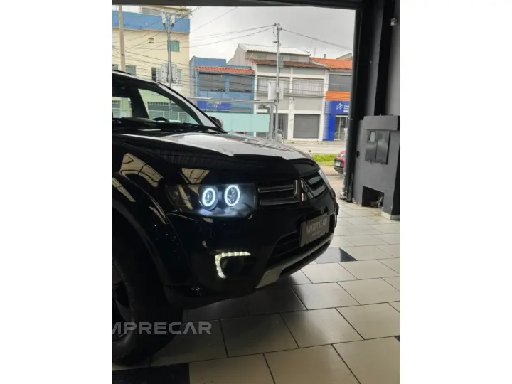 PAJERO DAKAR 3.2 4X4 16V TURBO INTERCOOLER DIESEL 4P AUTOMÁT