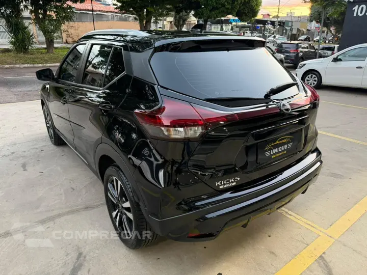 Kicks Play 1.6 16V Flexstart Advance Plus Xtronic