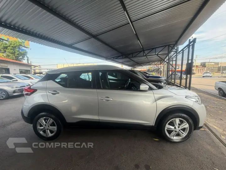 Kicks 1.6 16V 4P FLEXSTART S DIRECT X-TRONIC AUTOMÁTICO CVT