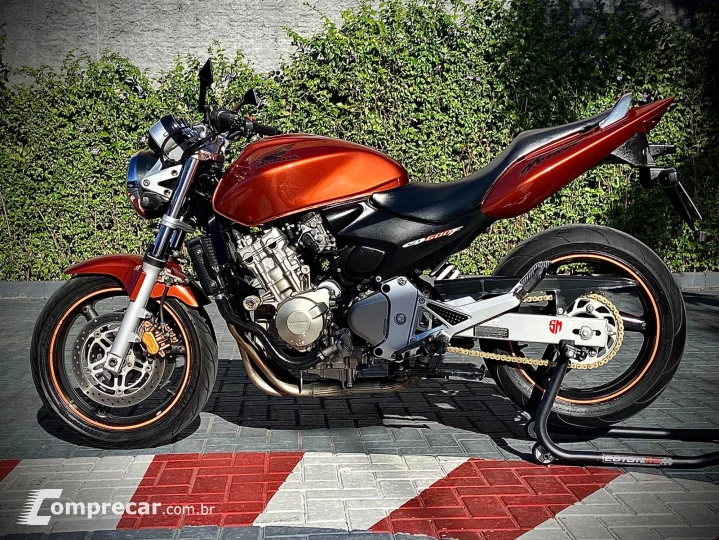 CB 600F HORNET