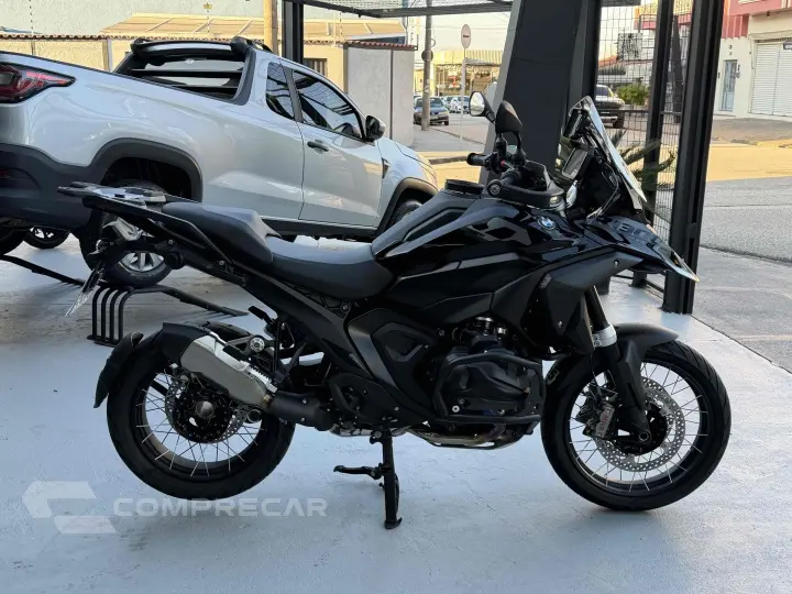 R 1300 GS TRIPLE BLACK