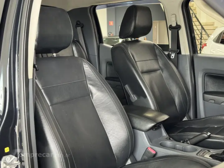 Ranger 3.2 20V CABINE DUPLA 4X4 LIMITED TURBO DIESEL AUTOMÁT