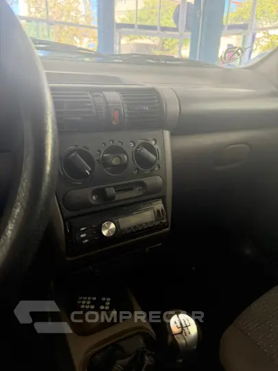 CLASSIC 1.0 MPFI Sedan 8V